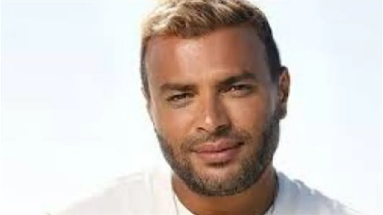 نجم ذا فويس.. رامي صبري يضم الموهبة سلمى محمد لفريقه في الافتتاحية